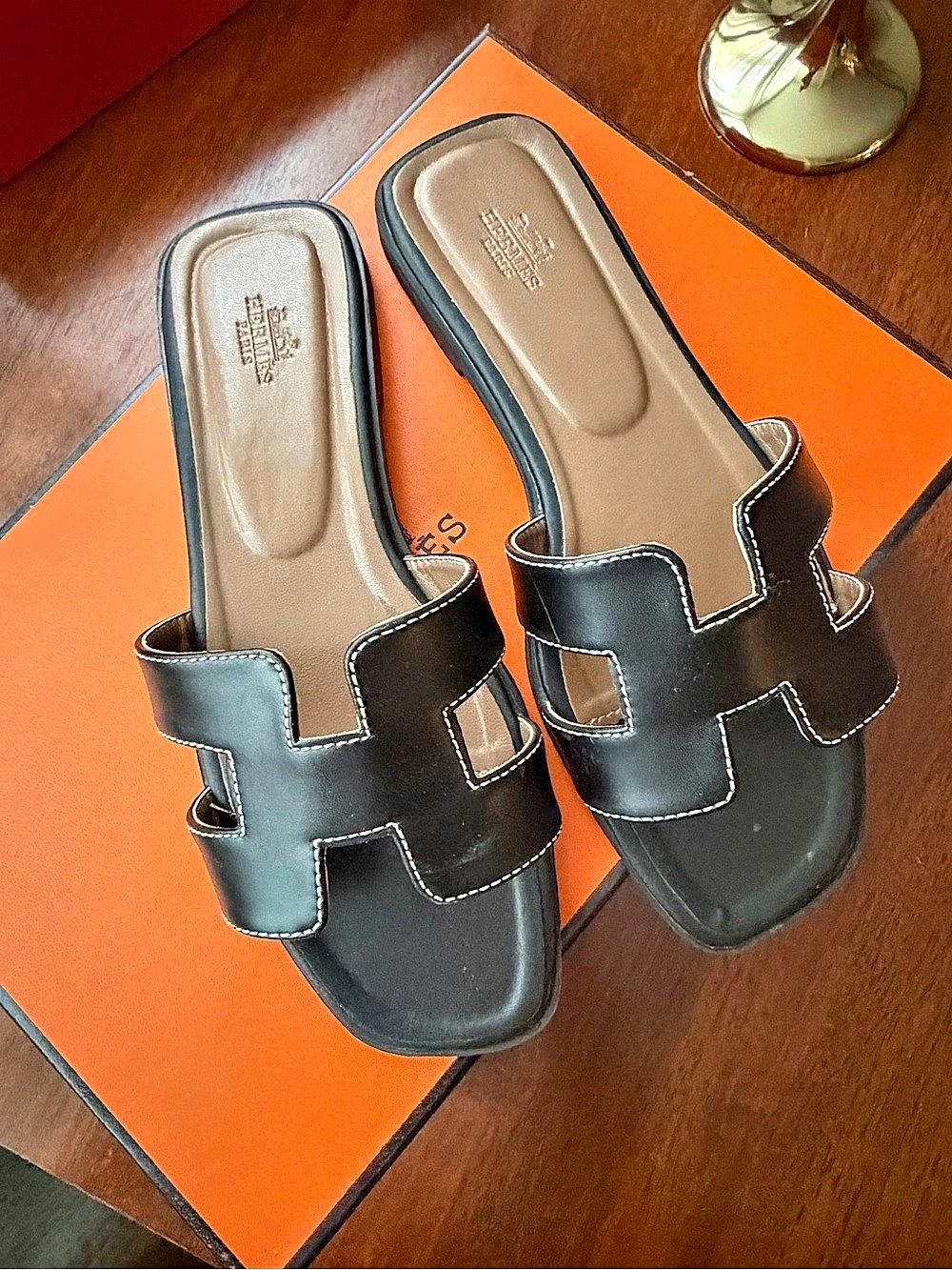 Hermès Oran Sandal Women's Black Sandals
